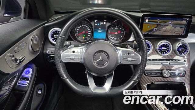 Mercedes-Benz C-Class 2019 — photo 13