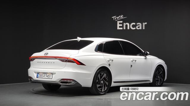 Hyundai Grandeur 2023 — photo 2