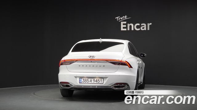 Hyundai Grandeur 2023 — photo 4