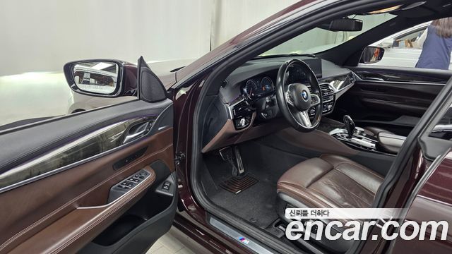 BMW Gran Turismo 2018 — photo 10