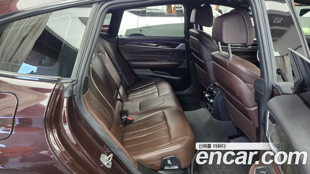 BMW Gran Turismo 2018 — photo 12
