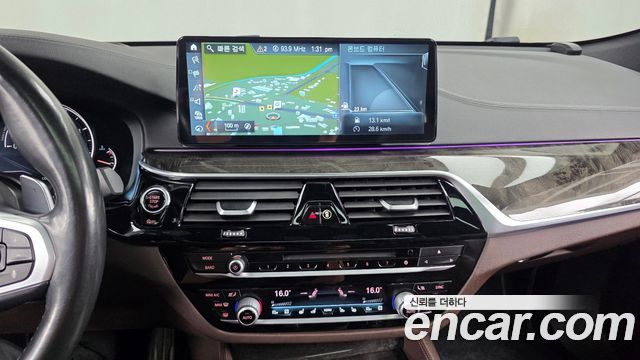 BMW Gran Turismo 2018 — photo 14