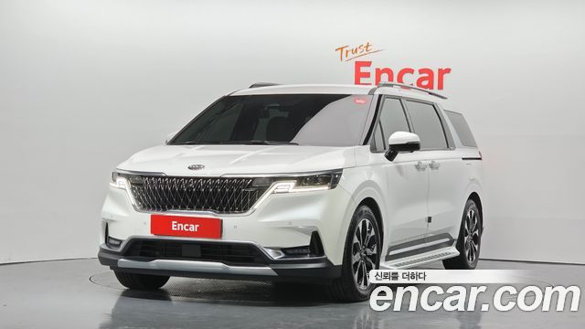 Kia Canival 2021 — photo 1