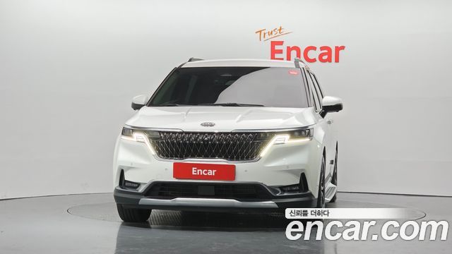 Kia Canival 2021 — photo 3