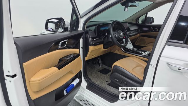 Kia Canival 2021 — photo 13
