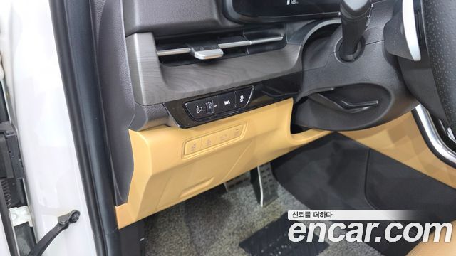 Kia Canival 2021 — photo 25
