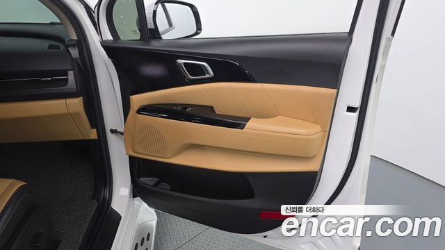 Kia Canival 2021 — photo 15