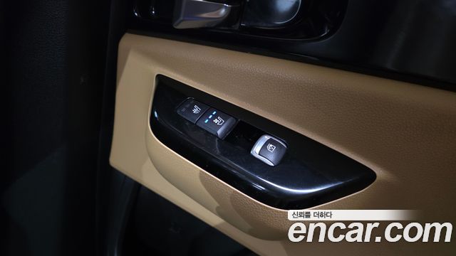 Kia Canival 2021 — photo 27