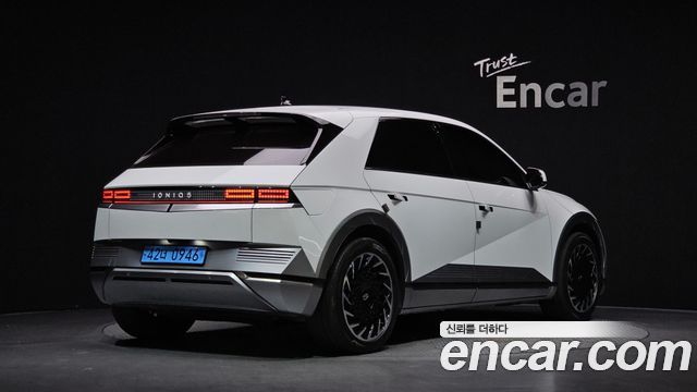 Hyundai Ioniq5 2023 — photo 2