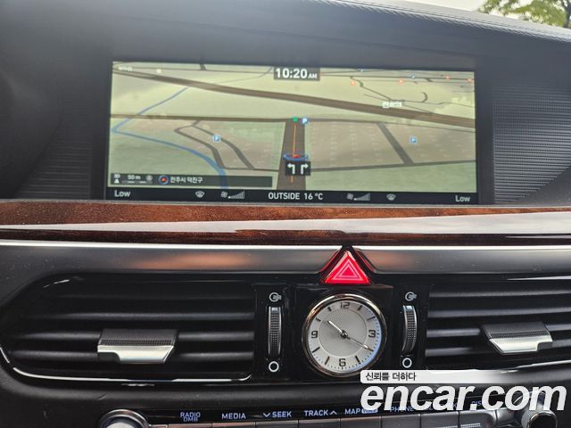 Genesis EQ900 2016 — photo 10