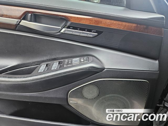 Genesis EQ900 2016 — photo 15