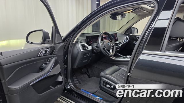 BMW X5 2025 — photo 13