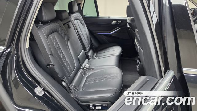 BMW X5 2025 — photo 18