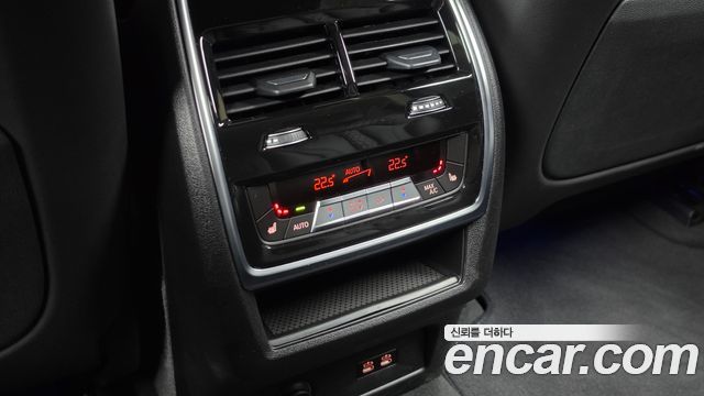 BMW X5 2025 — photo 30