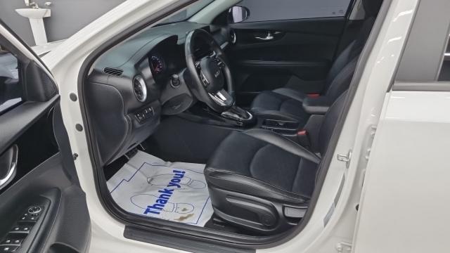 Kia K3 2023 — photo 10