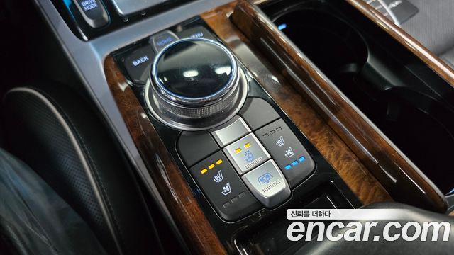 Genesis EQ900 2017 — photo 9
