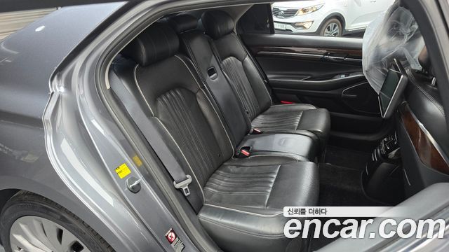 Genesis EQ900 2017 — photo 12