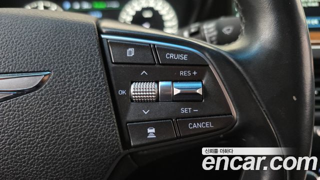 Genesis EQ900 2017 — photo 16