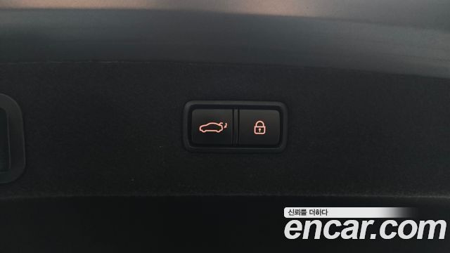 Genesis EQ900 2017 — photo 20