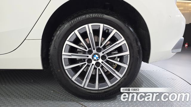 BMW 2-Series 2025 — photo 7