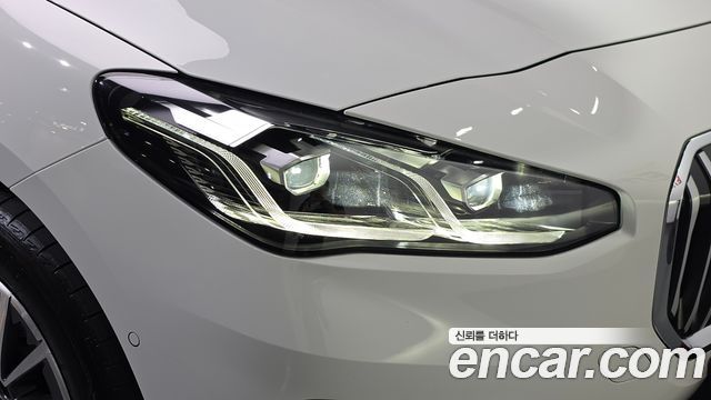 BMW 2-Series 2025 — photo 8