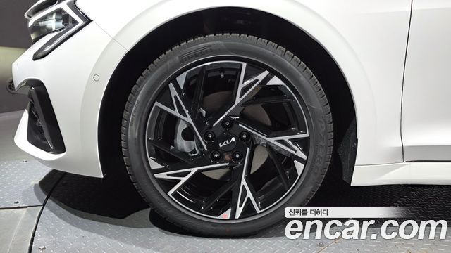 Kia K5 2027 — photo 5