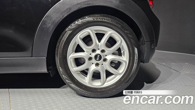 Mini Cooper 2016 — photo 5