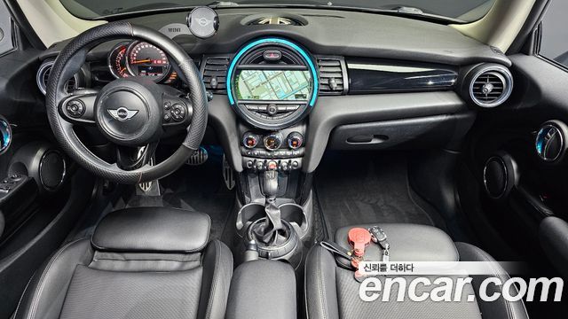 Mini Cooper 2016 — photo 10