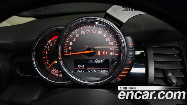 Mini Cooper 2016 — photo 11