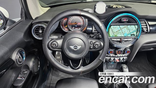 Mini Cooper 2016 — photo 19