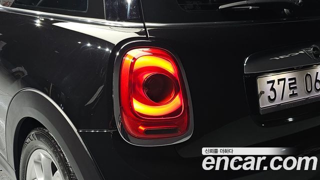 Mini Cooper 2016 — photo 9