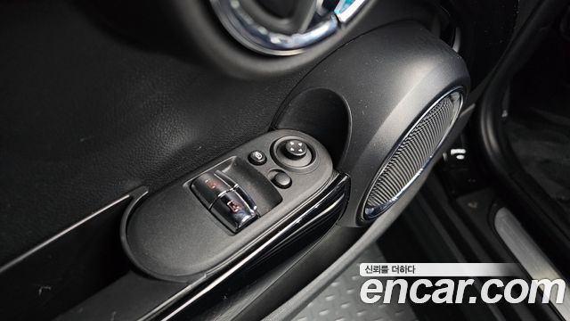 Mini Cooper 2016 — photo 28