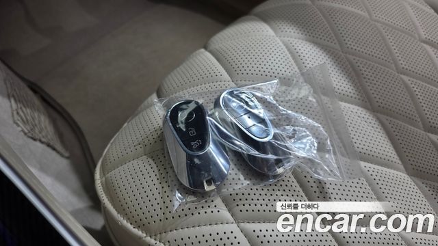 Mercedes-Benz S-Class 2022 — photo 21