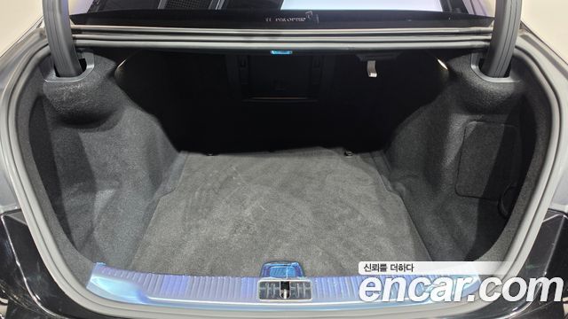 Mercedes-Benz S-Class 2022 — photo 26