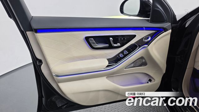 Mercedes-Benz S-Class 2022 — photo 14