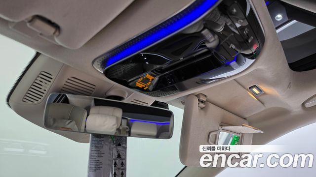 Mercedes-Benz S-Class 2022 — photo 28