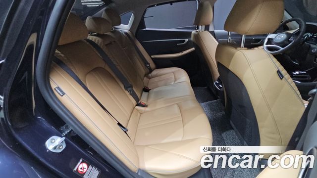 Hyundai Sonata 2020 — photo 11