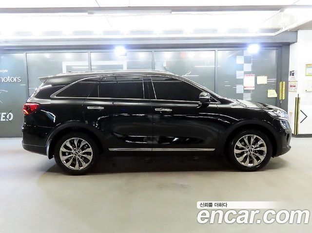 Kia Sorento 2019 — photo 3