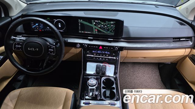 Kia Canival 2023 — photo 7