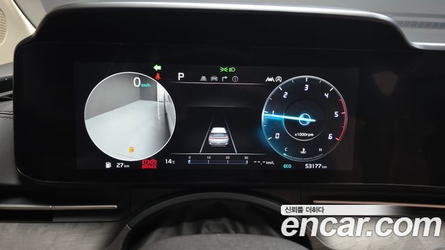 Kia Canival 2023 — photo 8