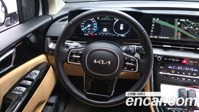 Kia Canival 2023 — photo 13