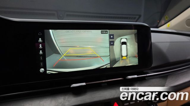 Kia Canival 2023 — photo 16