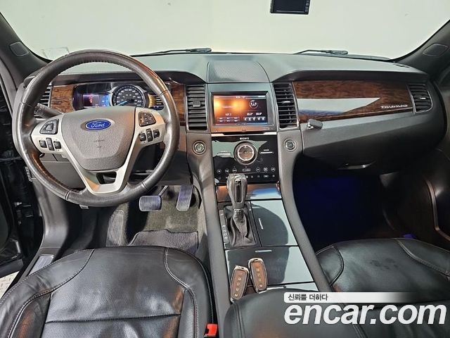 Ford Taurus 2013 — photo 5