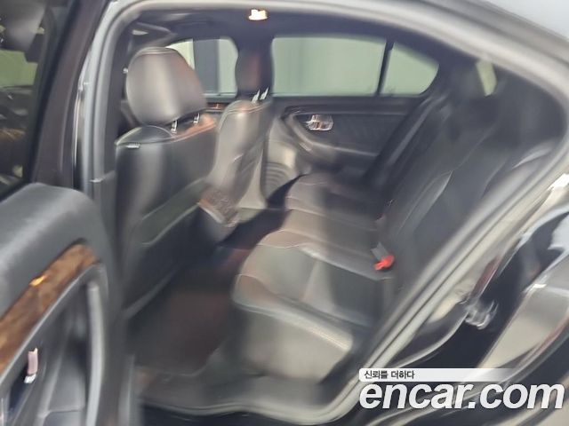 Ford Taurus 2013 — photo 11