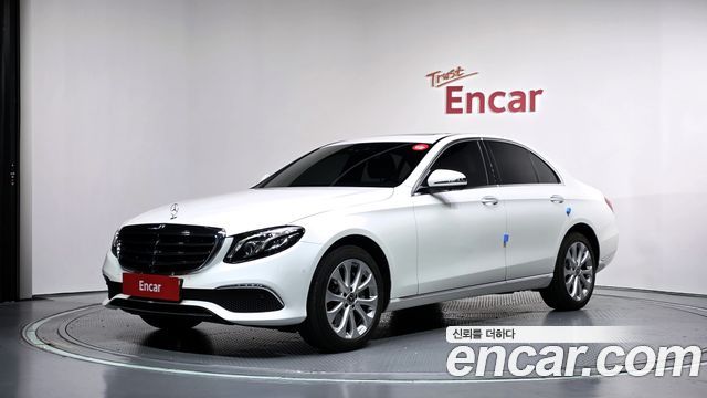 Mercedes-Benz E-Class 2018 — photo 1