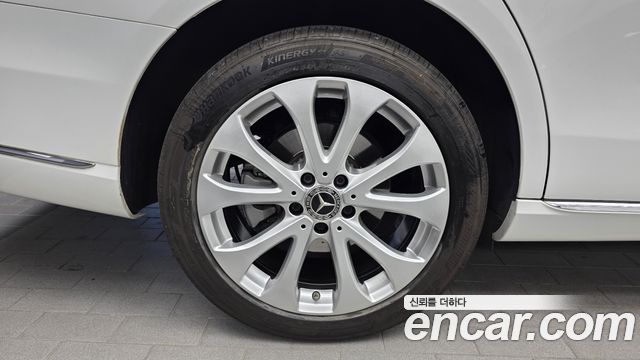 Mercedes-Benz E-Class 2018 — photo 5