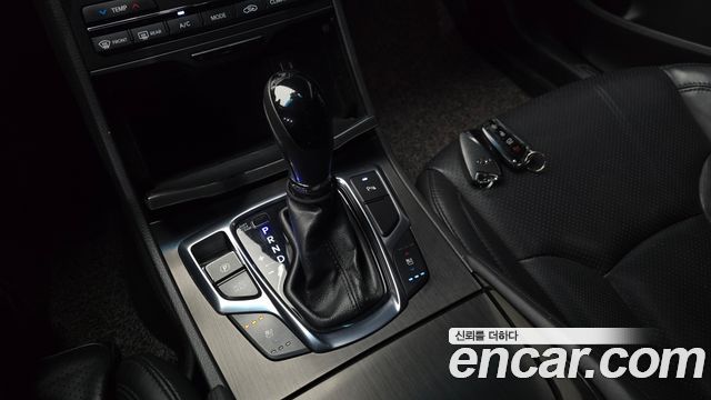 Hyundai Grandeur 2016 — photo 9