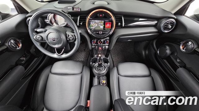 Mini Cooper 2020 — photo 7