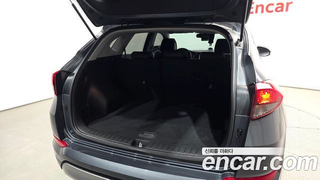 Hyundai Tucson 2017 — photo 32
