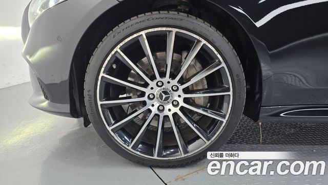 Mercedes-Benz CLS-Class 2019 — photo 5